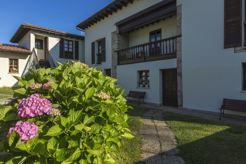 Villanueva de Pria Apartamentos Rurales Playa Del Canal المظهر الخارجي الصورة
