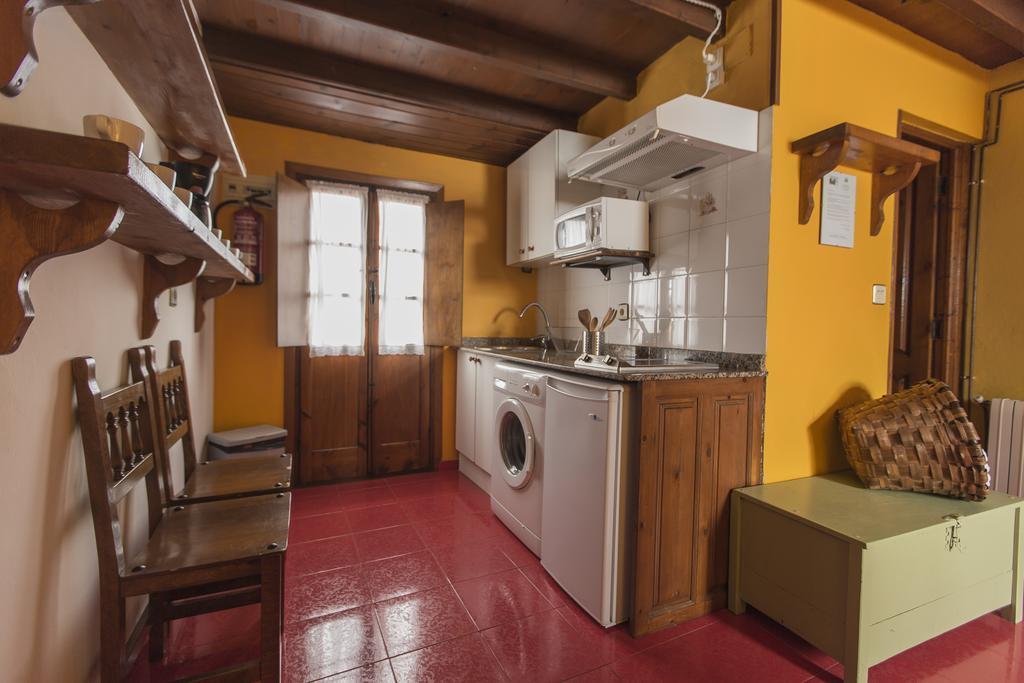Villanueva de Pria Apartamentos Rurales Playa Del Canal المظهر الخارجي الصورة