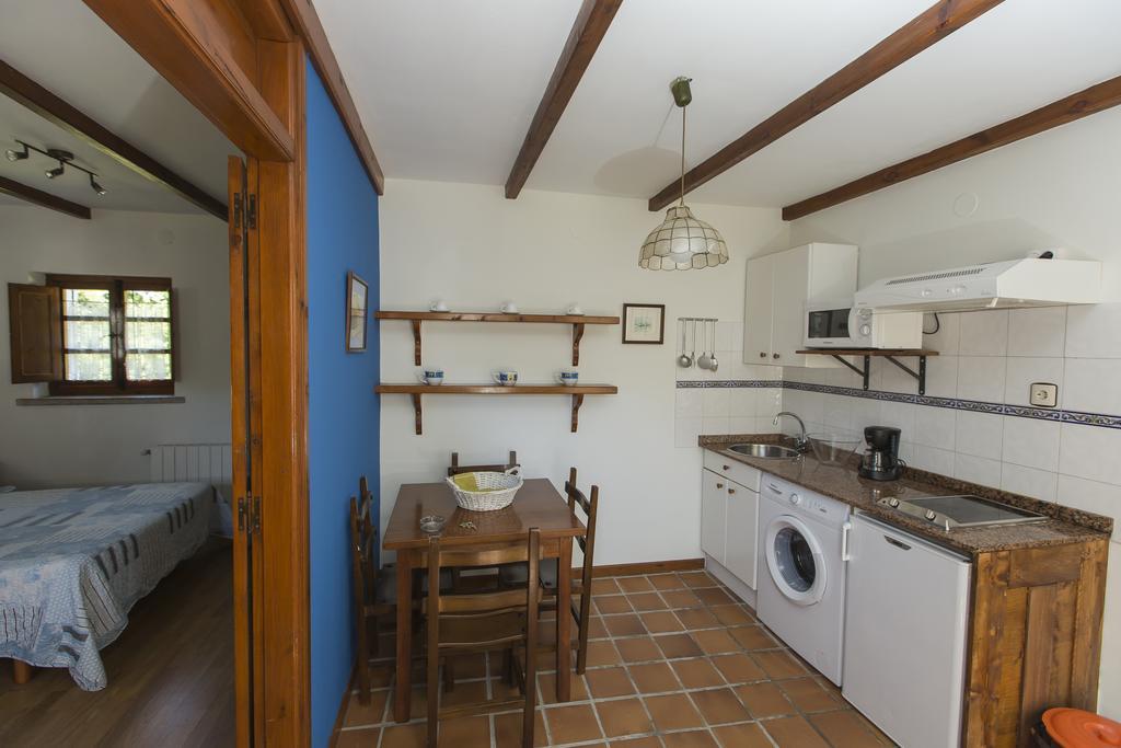 Villanueva de Pria Apartamentos Rurales Playa Del Canal المظهر الخارجي الصورة